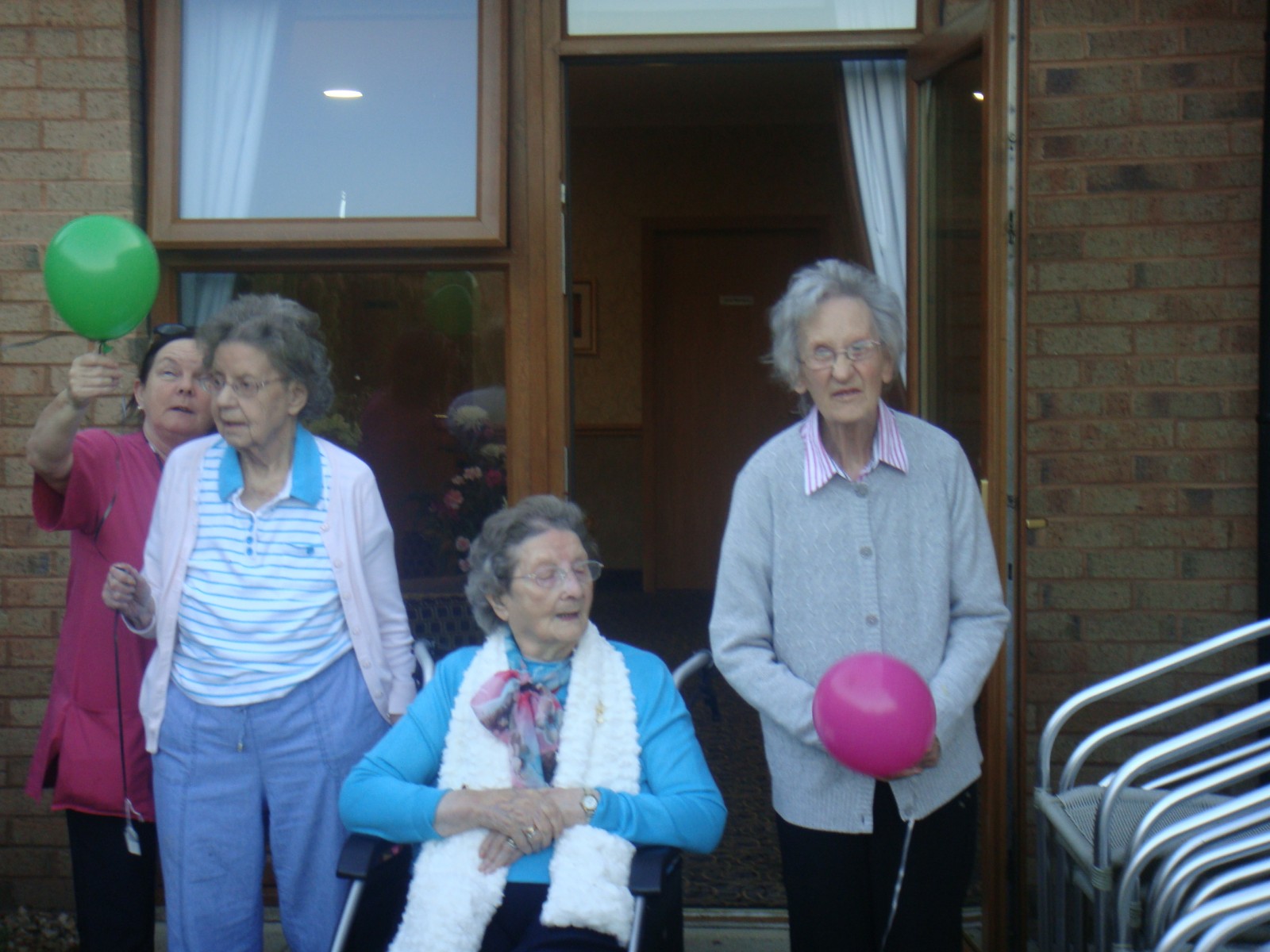Summerlee House, Coatbridge: Balloon release
